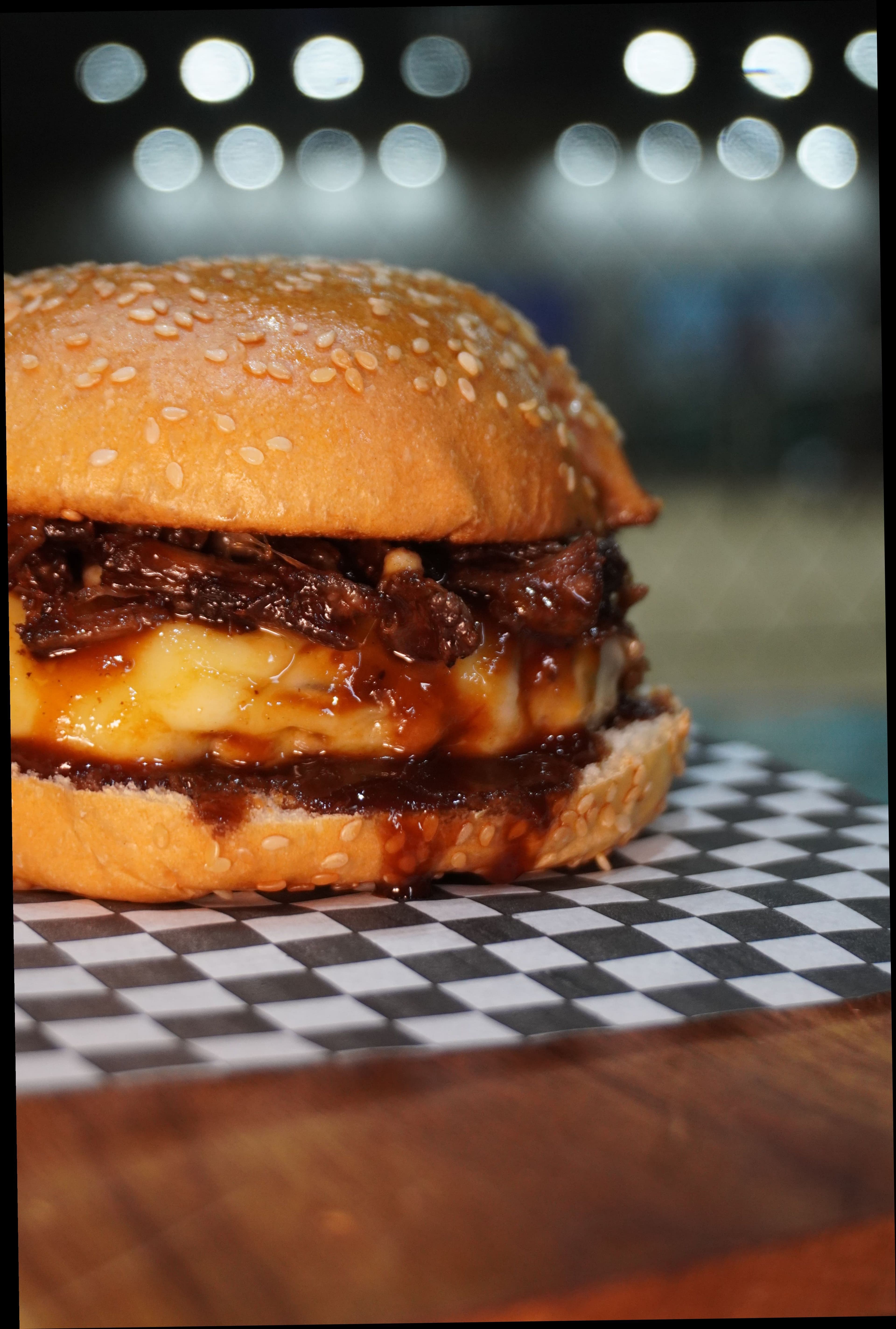 Imagem representando um hambúrguer no Planador Parilla e Bar